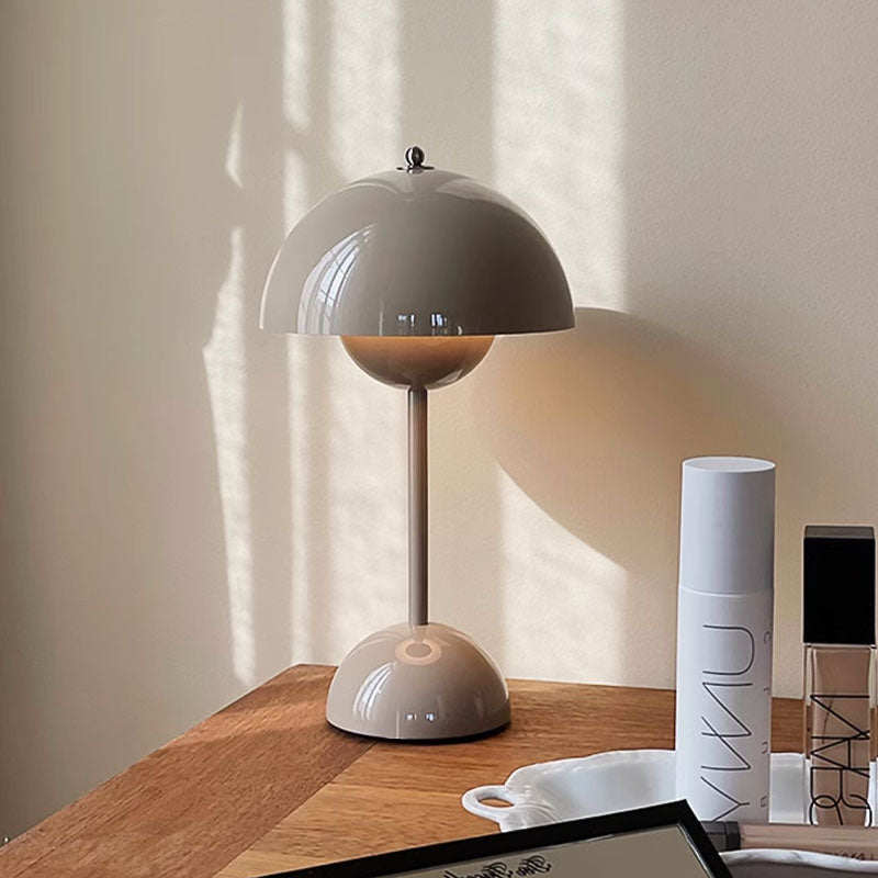 Minimalist Bud Table Lamp – 3 Light Modes & USB Fast Charging