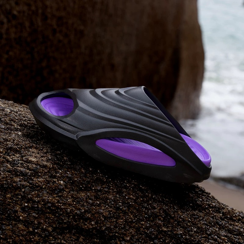 Trendy Sport Slides – Thick Sole, Non-Slip & Ergonomic Design