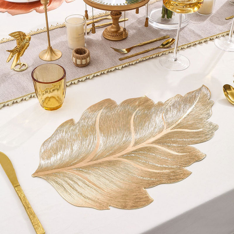 3D Gold-Embossed Leaf Placemat – Heat-Resistant & Non-Slip