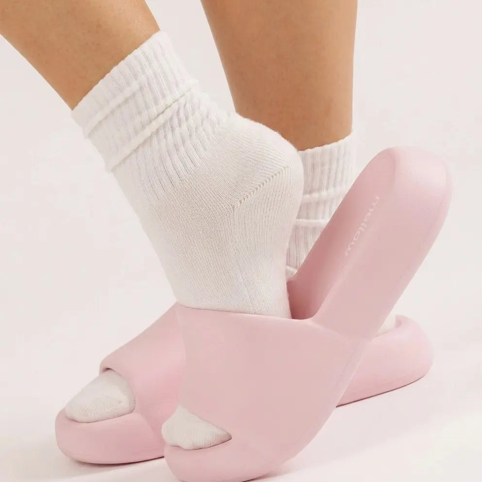 MochaCloud · Ultra-Soft Silent Memory Recovery Slippers