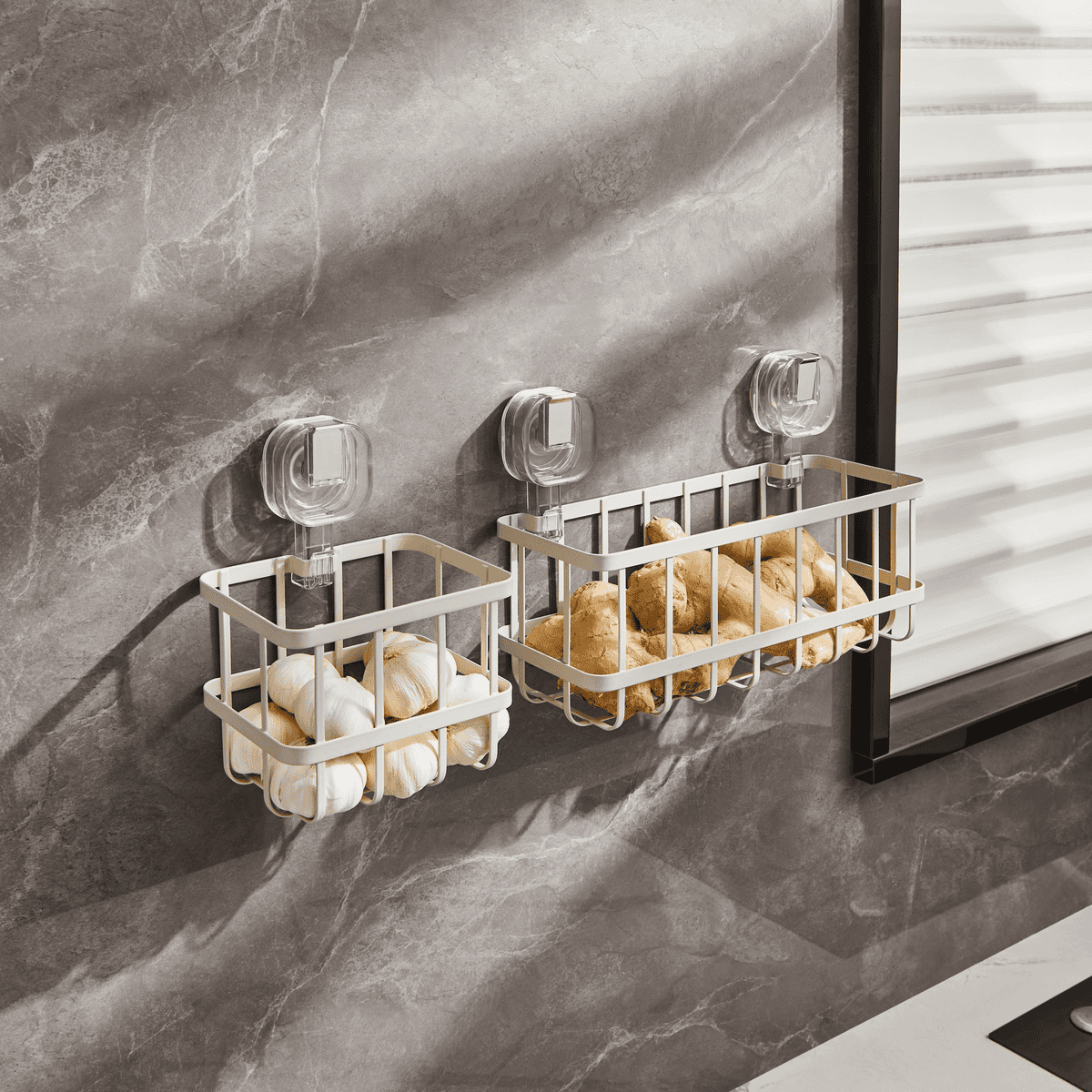 Suction Cup Iron Storage Rack: Ideal for Kitchen and Bathroom Use