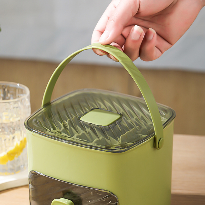 PureChill · Easy-Release Silicone Ice Maker with Storage Bin