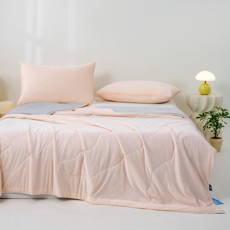 Cool Silk Summer Comforter with Machine Washable Design