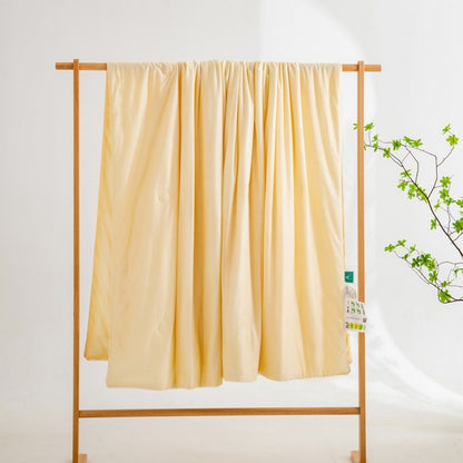 Cool Silk Summer Comforter with Machine Washable Design