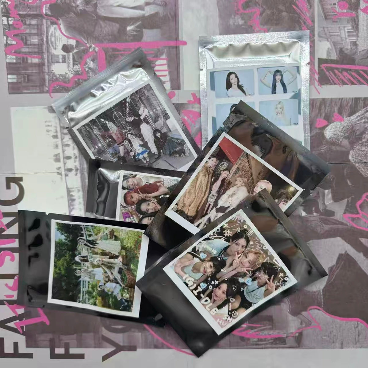 Official K-pop Photocard Mystery Pack – 5 Random Cards