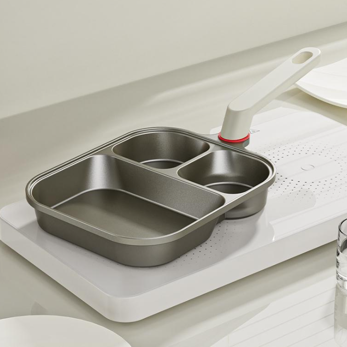 3-in-1 Nonstick Frying Pan: Ideal for Eggs, Bacon, and Burgers