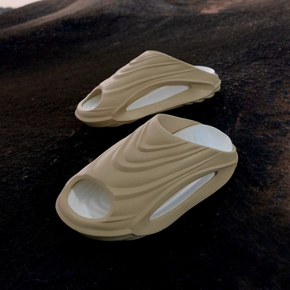 Trendy Sport Slides – Thick Sole, Non-Slip & Ergonomic Design